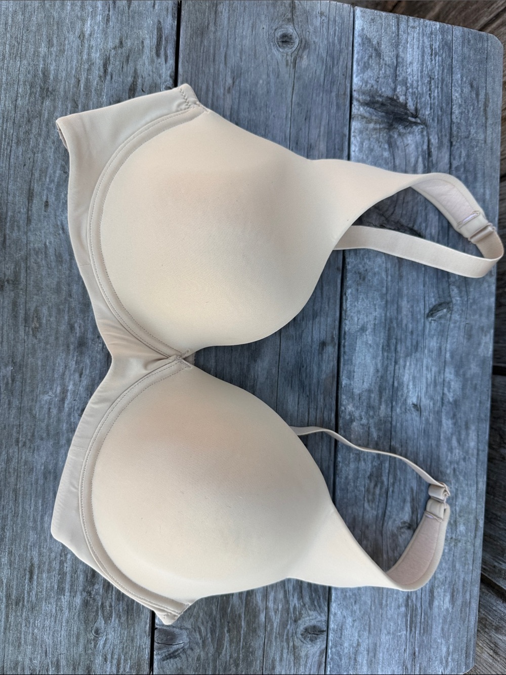 Catherines Beige Smooth T-Shirt Bra Plunge V Casual Everyday Wear 42B Underwire - Picture 9 of 10